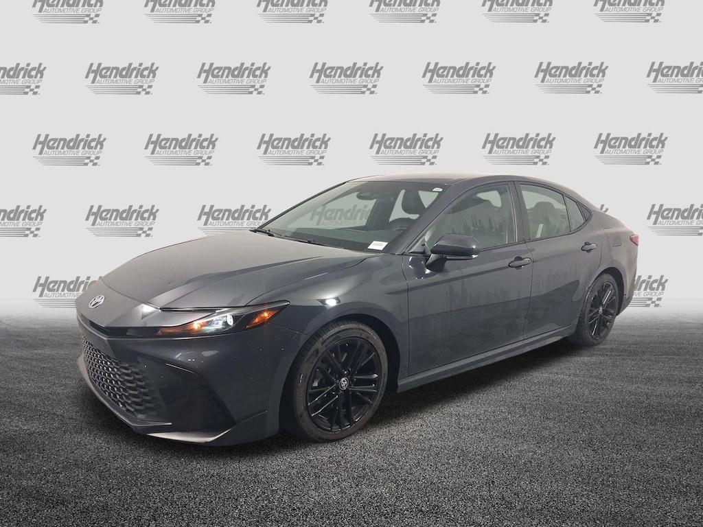 Used 2025 Toyota Camry SE Sedan