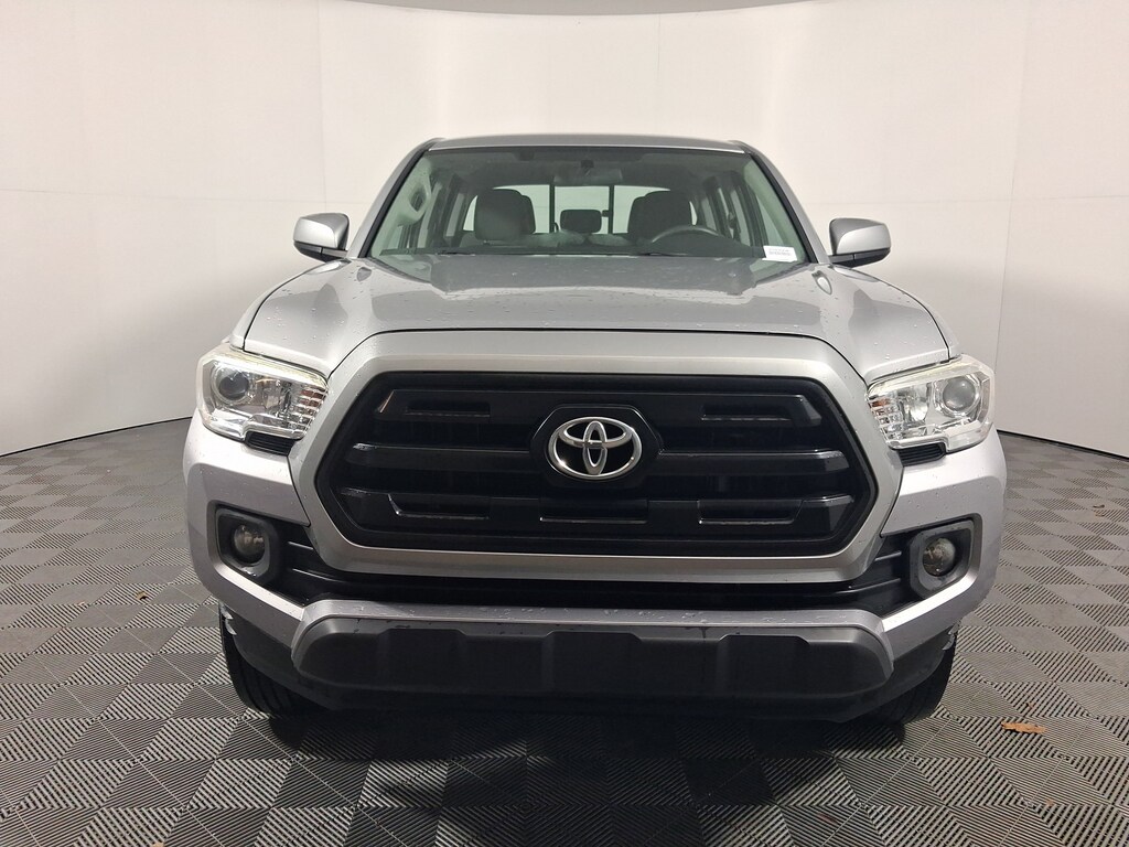 Used 2016 Toyota Tacoma SR Pickup