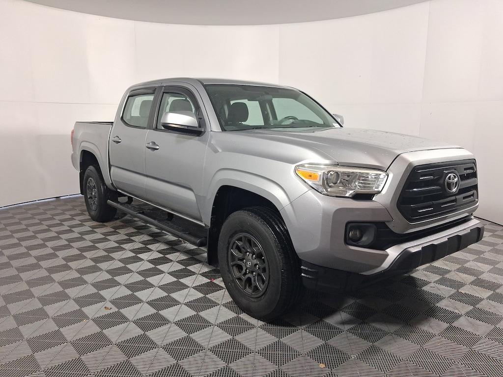 Used 2016 Toyota Tacoma SR Pickup