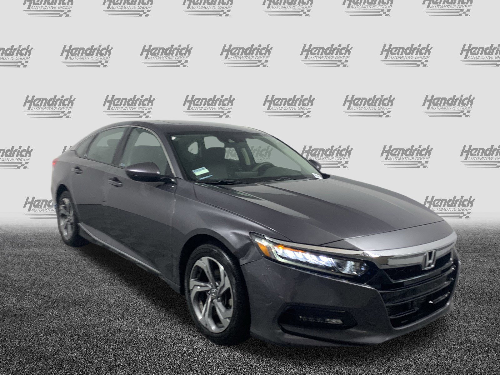 2018 Honda Accord EX 1.5T photo 2