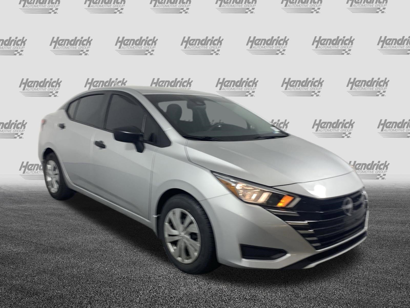 2024 Nissan Versa S photo 2