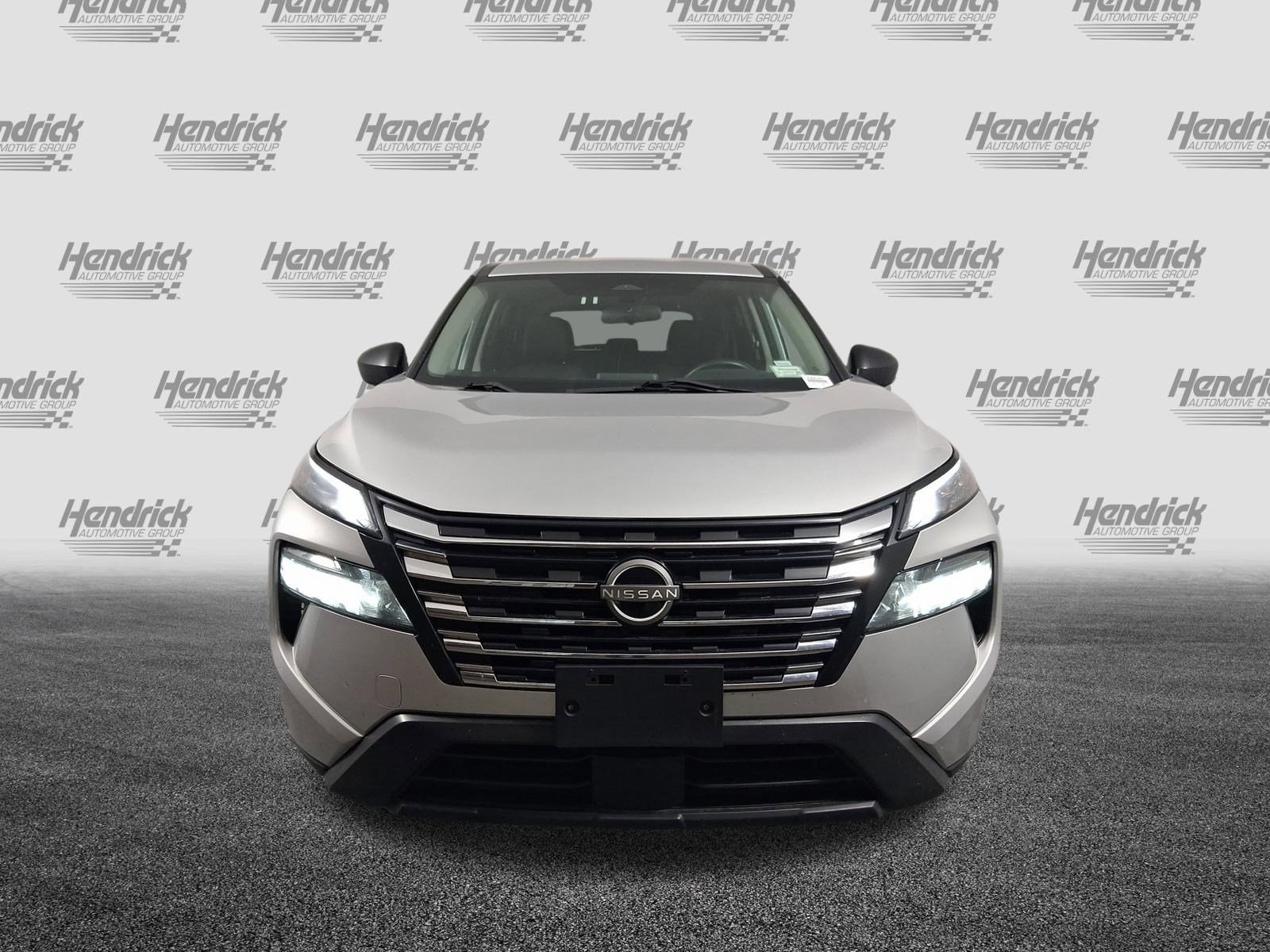2024 Nissan Rogue S photo 2