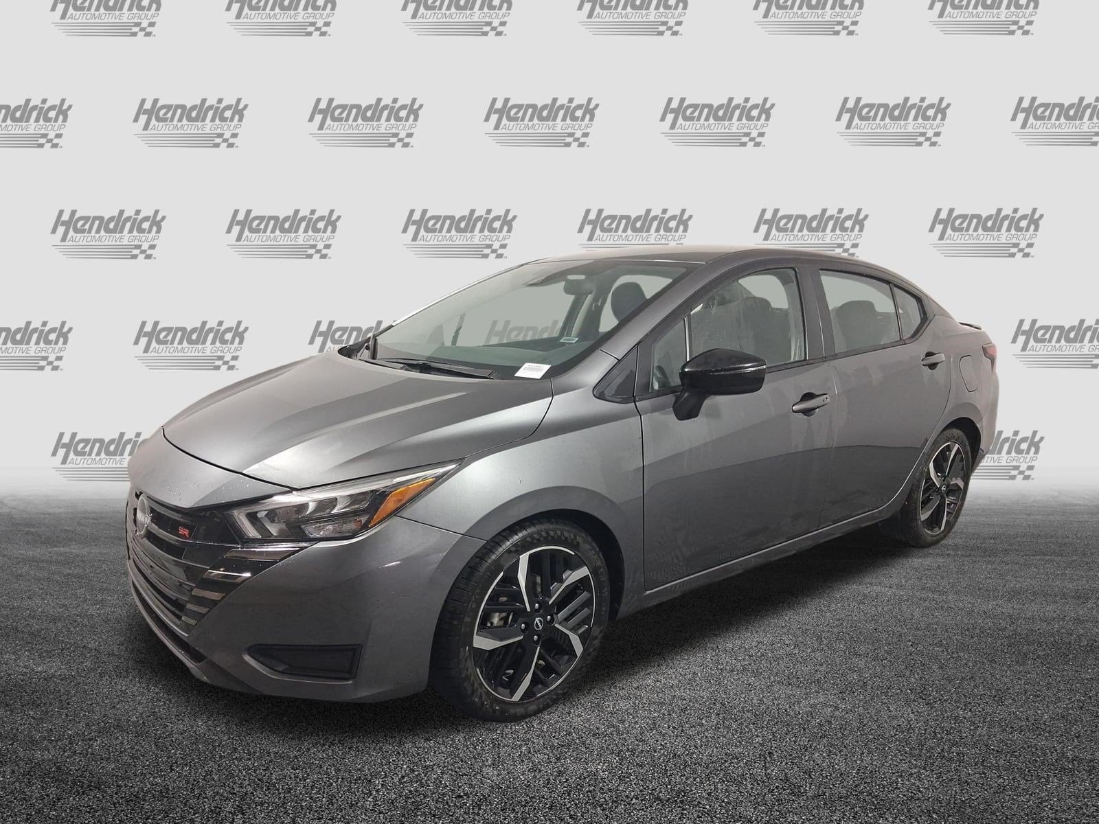 Nissan Versa SR
