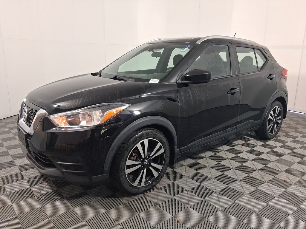 Used 2020 Nissan Kicks SV SUV