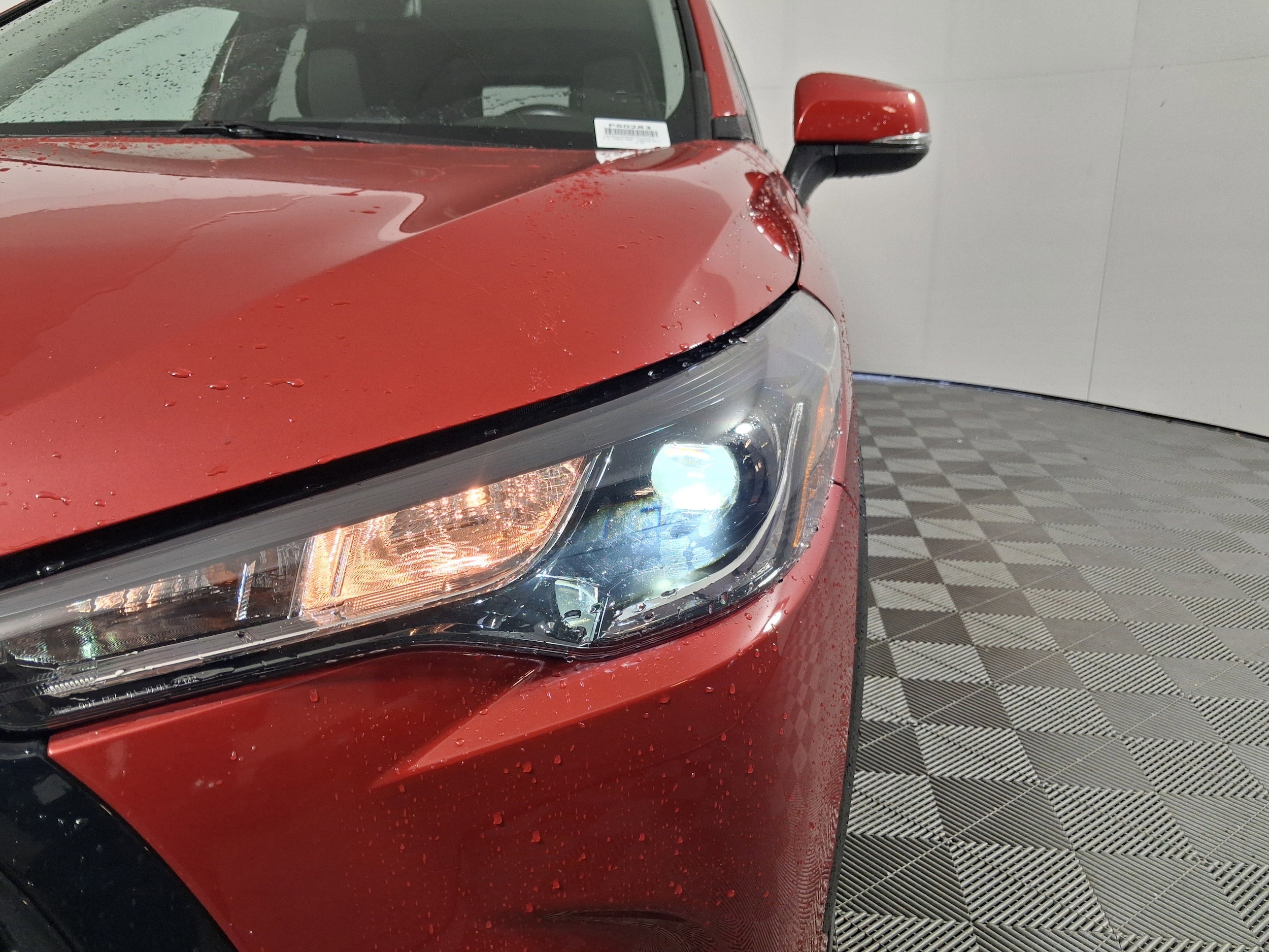 2024 Toyota Corolla Cross LE photo 5