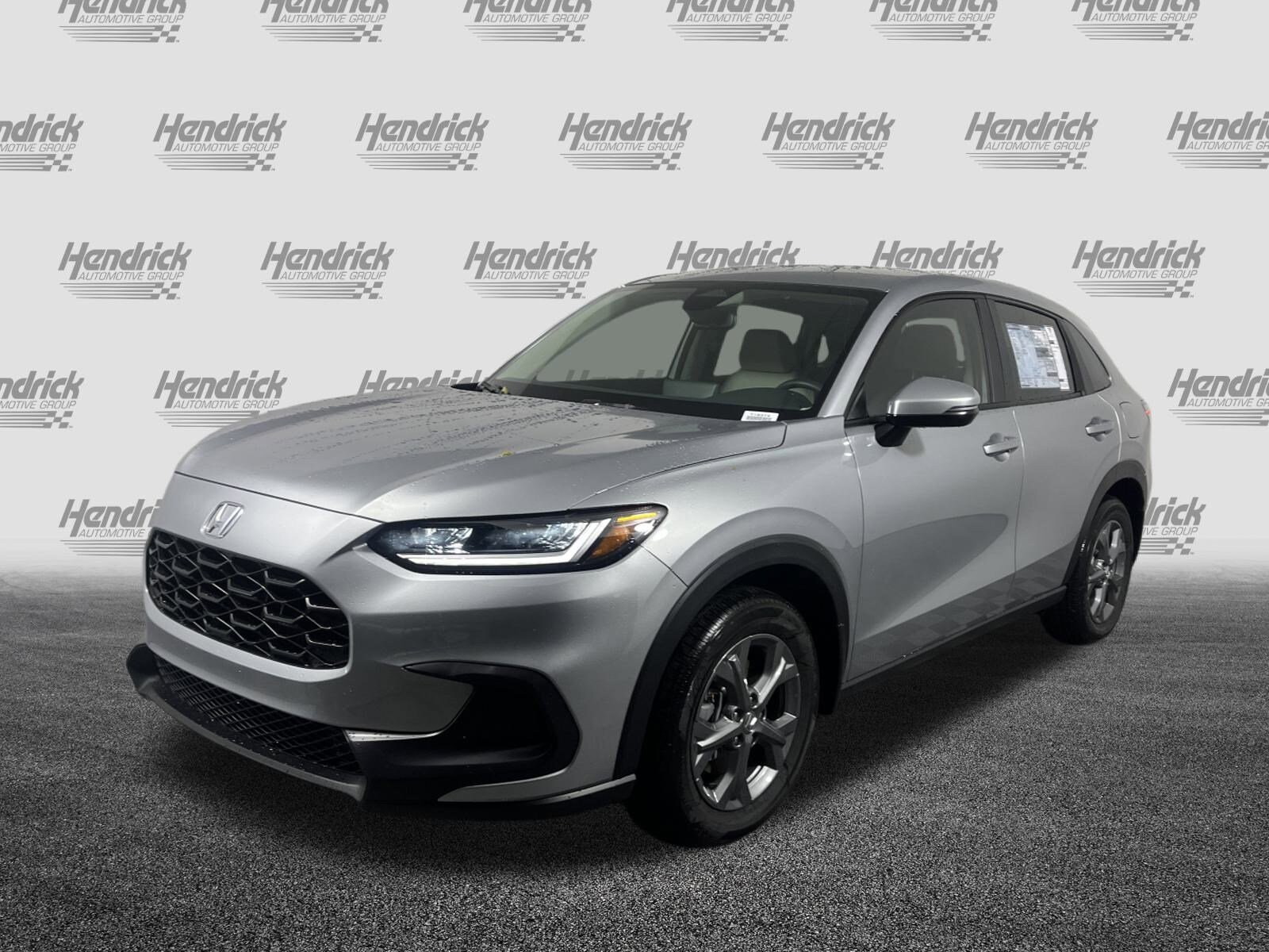 2026 Honda HR-V LX photo 2