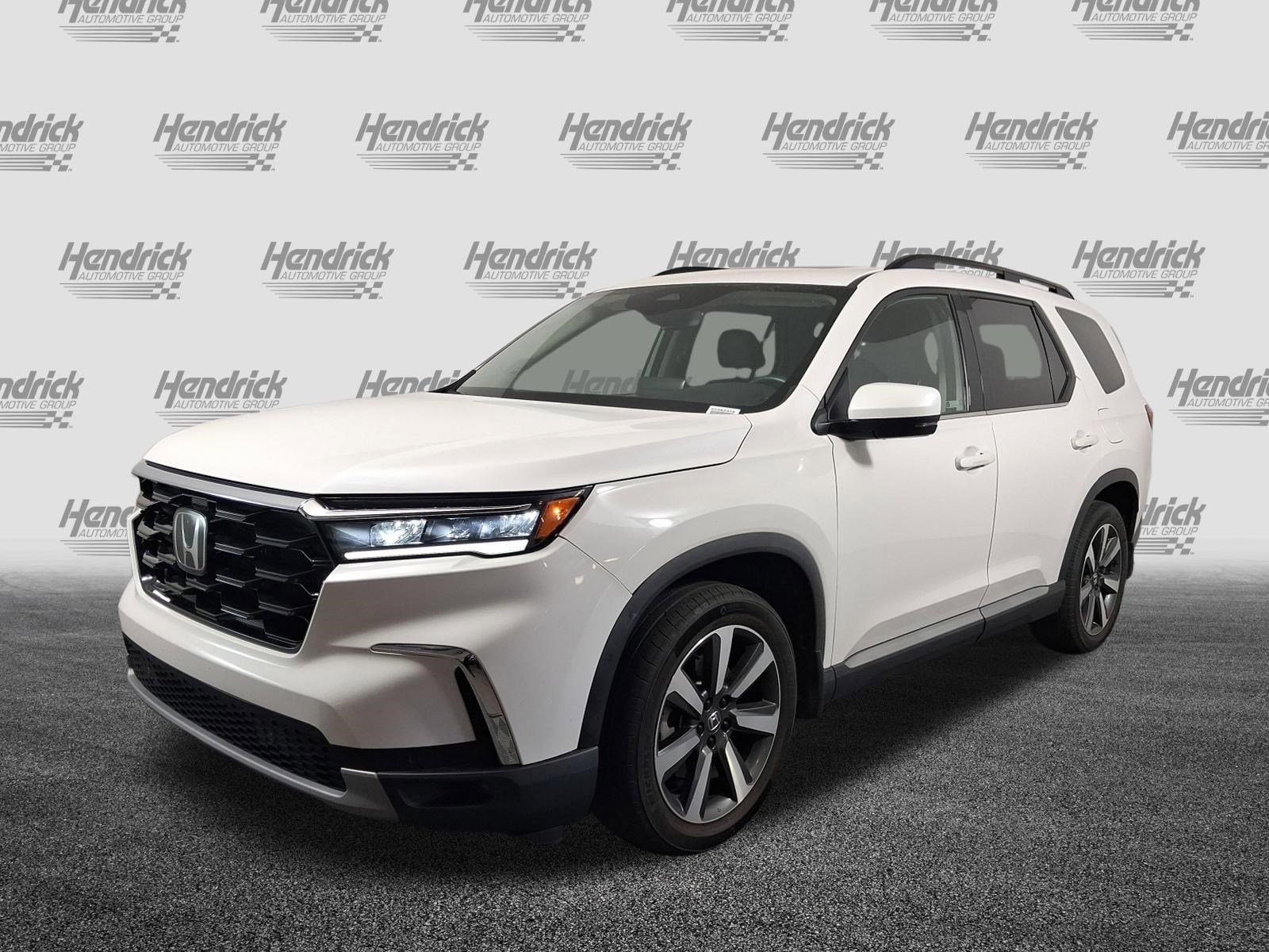 2024 Honda Pilot Touring photo 4