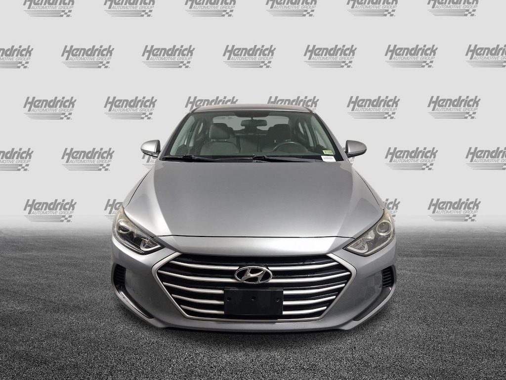 Used 2017 Hyundai Elantra SE Sedan