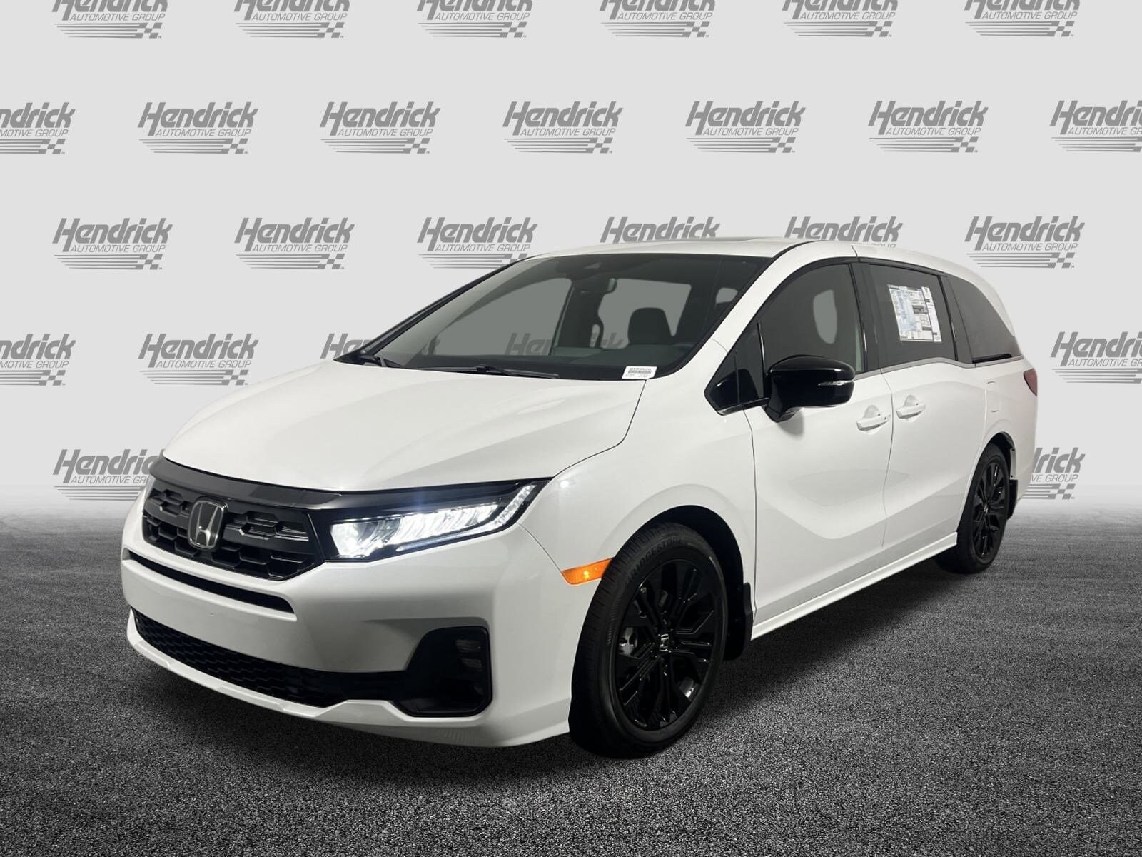 2026 Honda Odyssey Sport photo 3