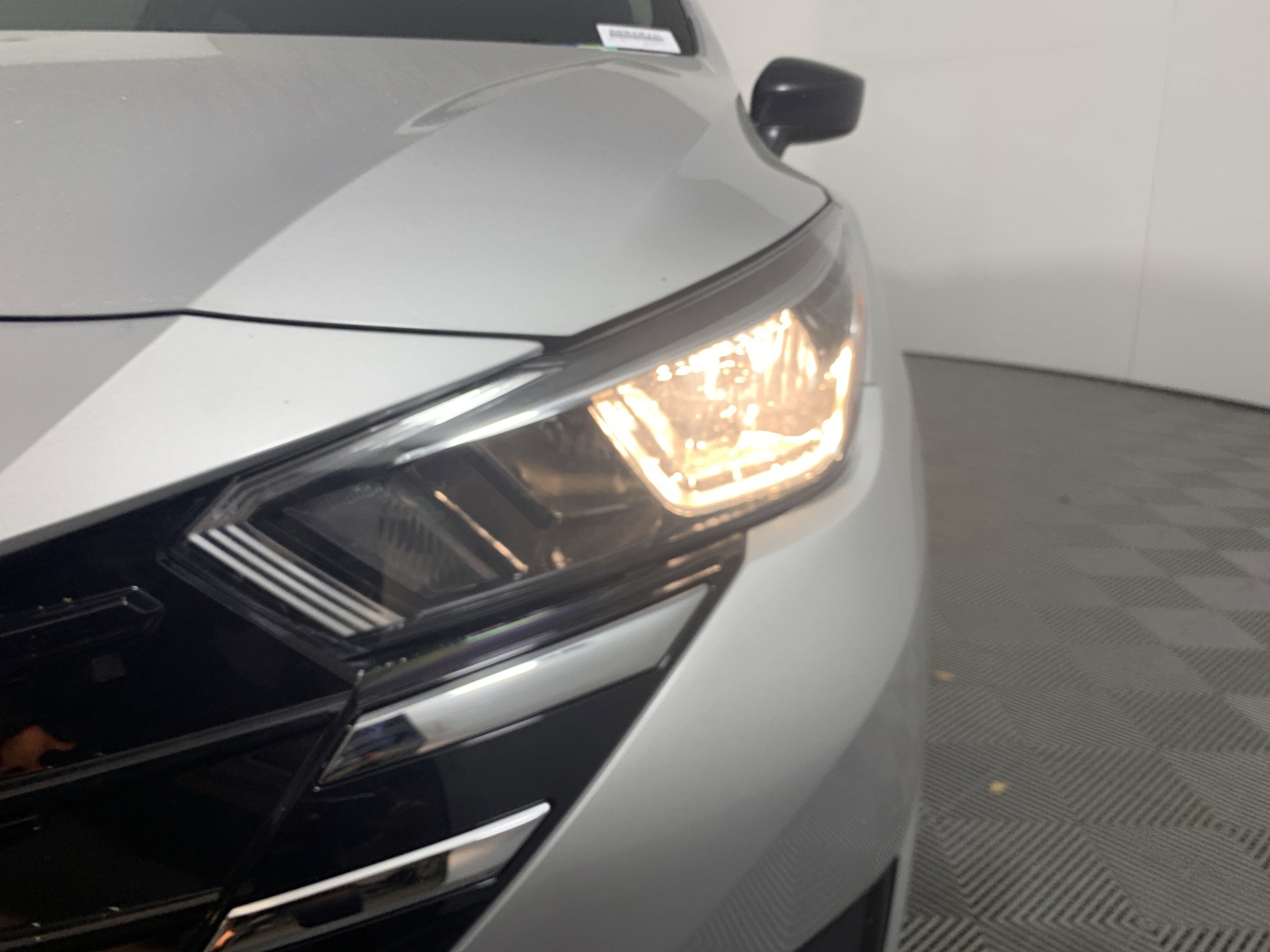 2024 Nissan Versa S photo 5