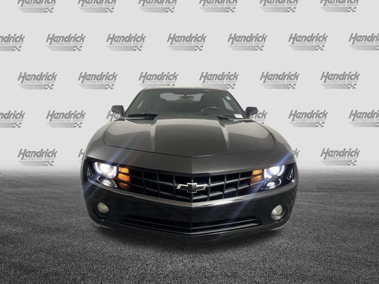 2011 Chevrolet Camaro 1LT photo 2