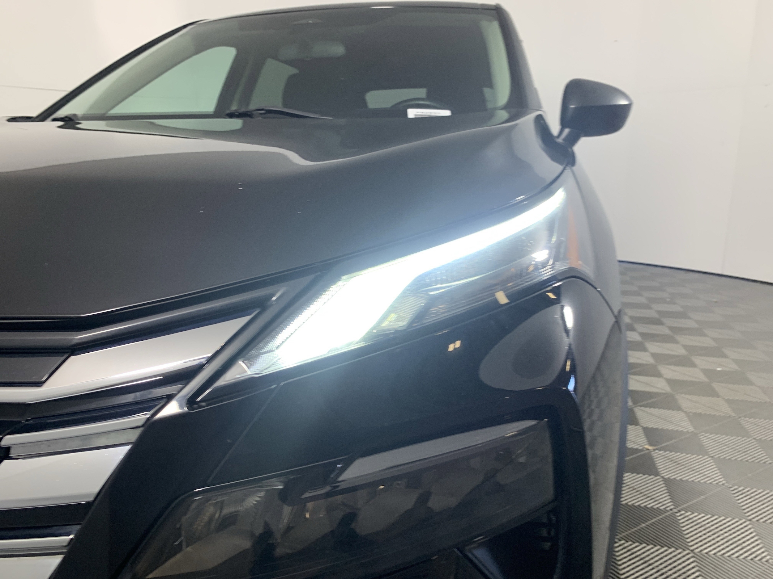 2024 Nissan Rogue S photo 5