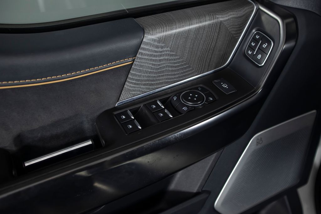 2022 Ford F-150 Platinum - Photo 22