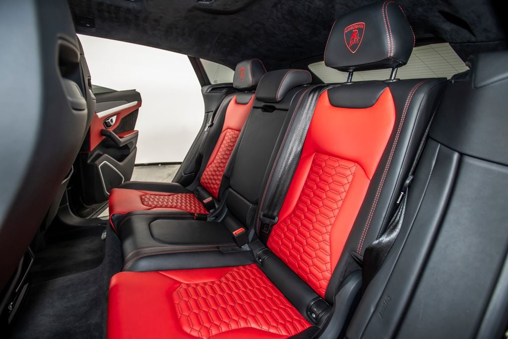 2021 Lamborghini Urus Base - Photo 10