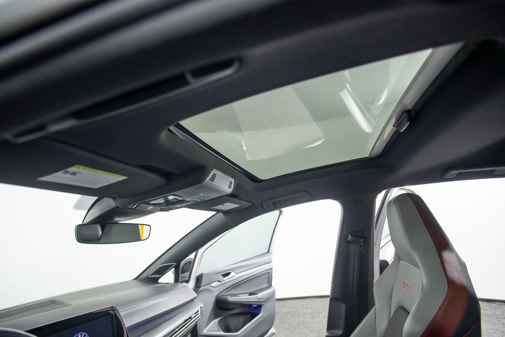 2024 Volkswagen Golf GTI Autobahn - Photo 30