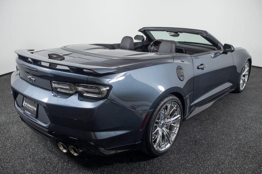 2023 Chevrolet Camaro ZL1 - Photo 10