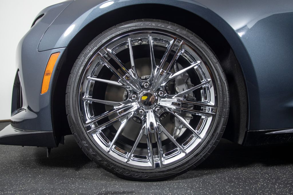 2023 Chevrolet Camaro ZL1 - Photo 17