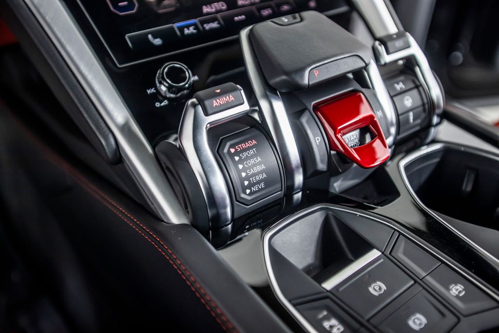 2021 Lamborghini Urus Base - Photo 35