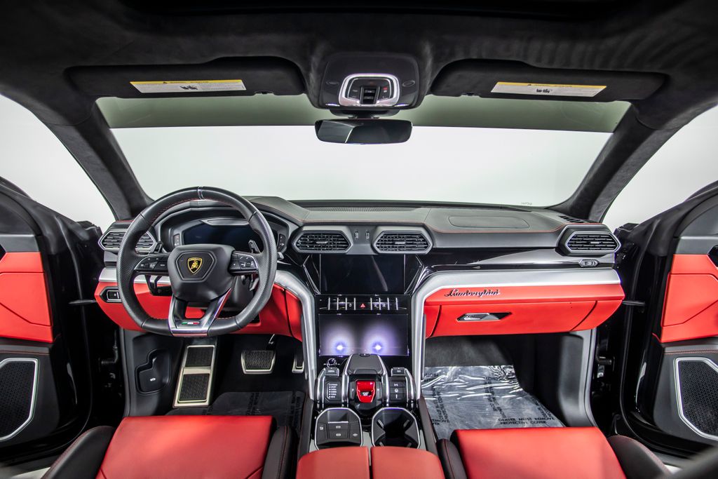 2021 Lamborghini Urus Base - Photo 25
