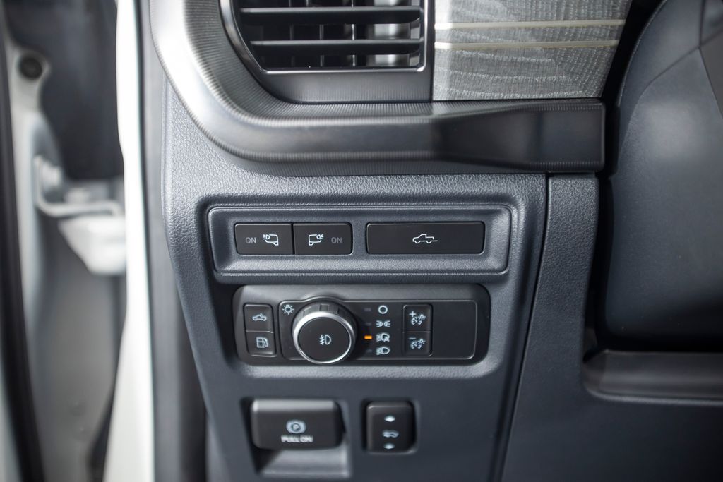 2022 Ford F-150 Platinum - Photo 34