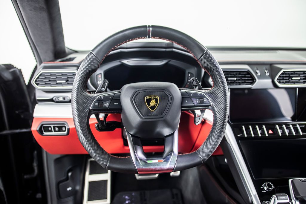 2021 Lamborghini Urus Base - Photo 28