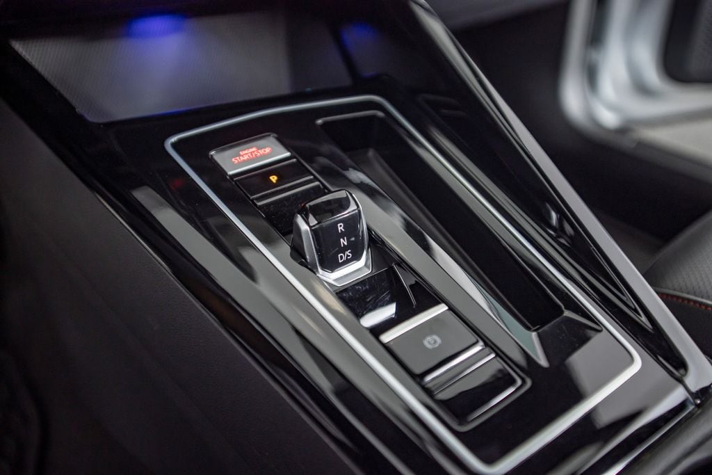 2024 Volkswagen Golf GTI Autobahn - Photo 40