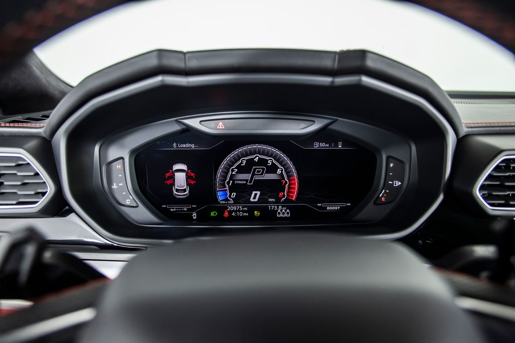 2021 Lamborghini Urus Base - Photo 29