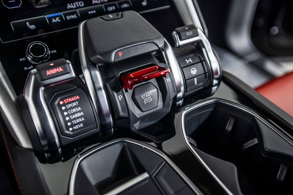 2021 Lamborghini Urus Base - Photo 37