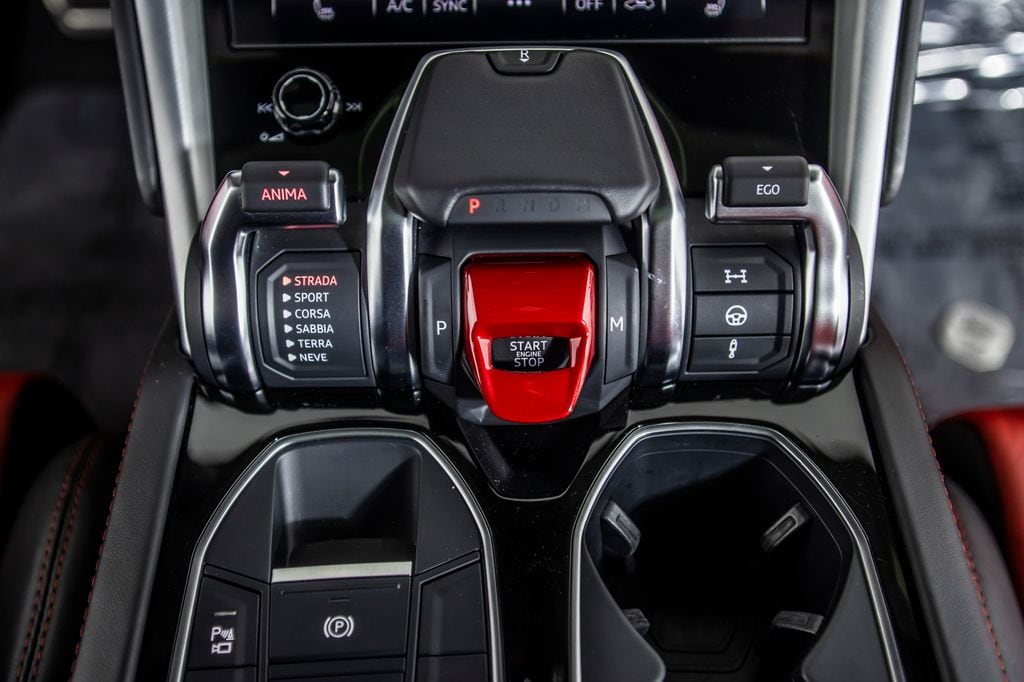 2021 Lamborghini Urus Base - Photo 34