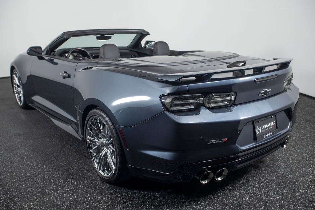 2023 Chevrolet Camaro ZL1 - Photo 8