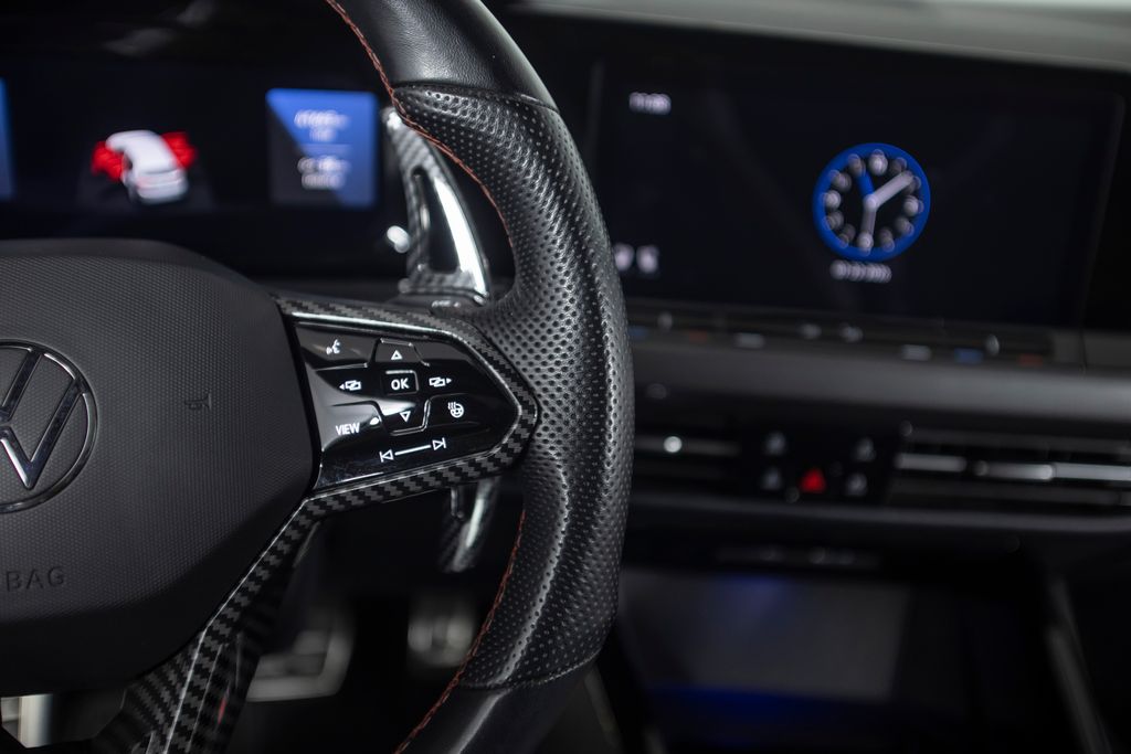 2024 Volkswagen Golf GTI Autobahn - Photo 44