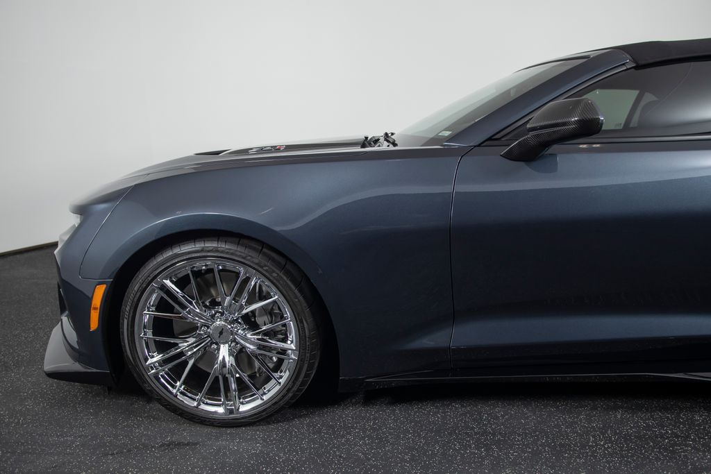 2023 Chevrolet Camaro ZL1 - Photo 21