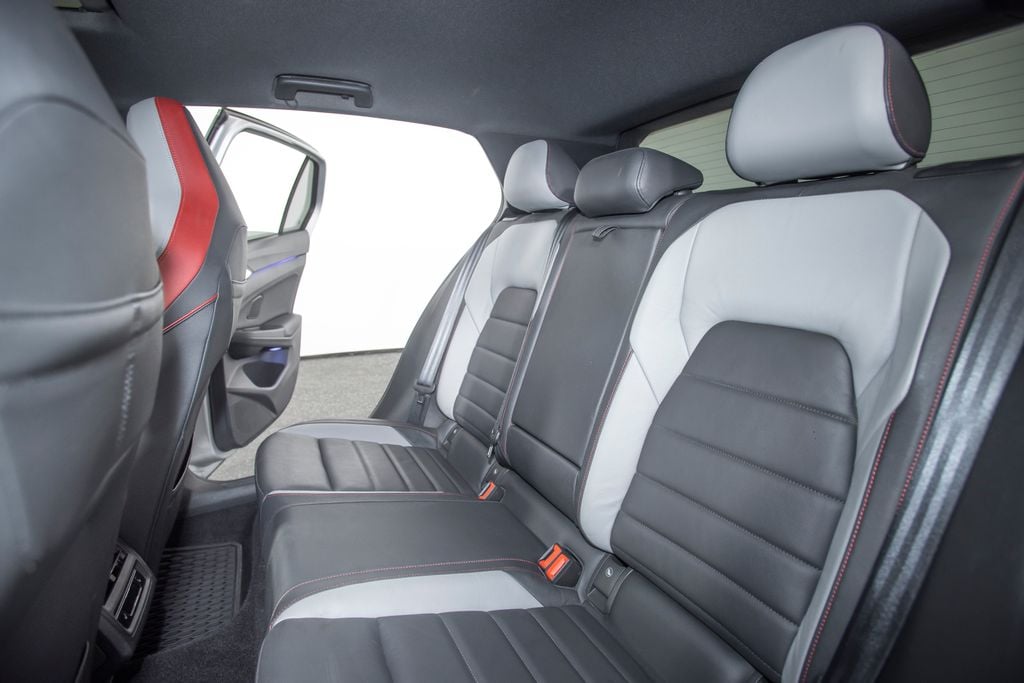 2024 Volkswagen Golf GTI Autobahn - Photo 27