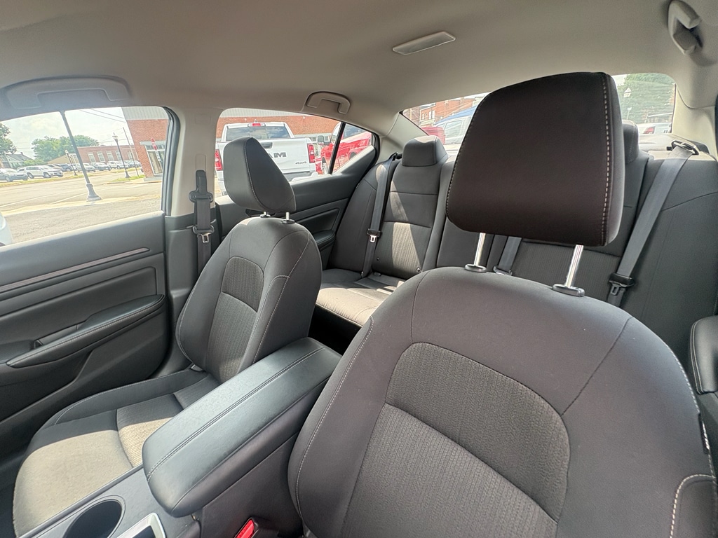 2025 Nissan Altima SV - Photo 13