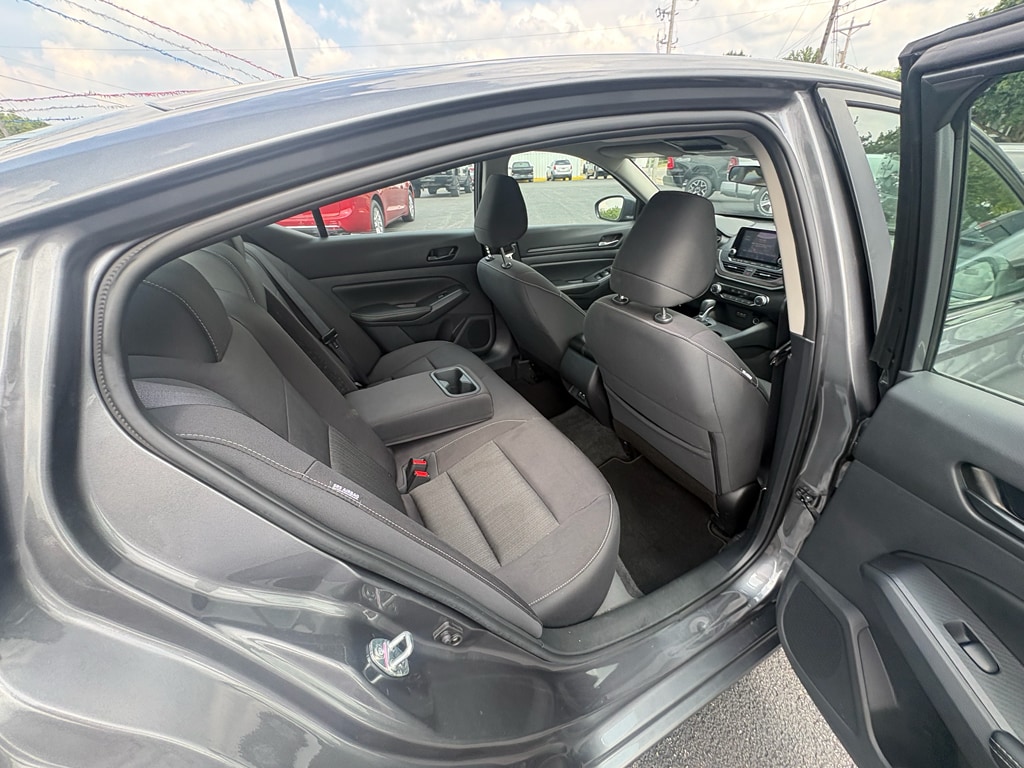 2025 Nissan Altima SV - Photo 19