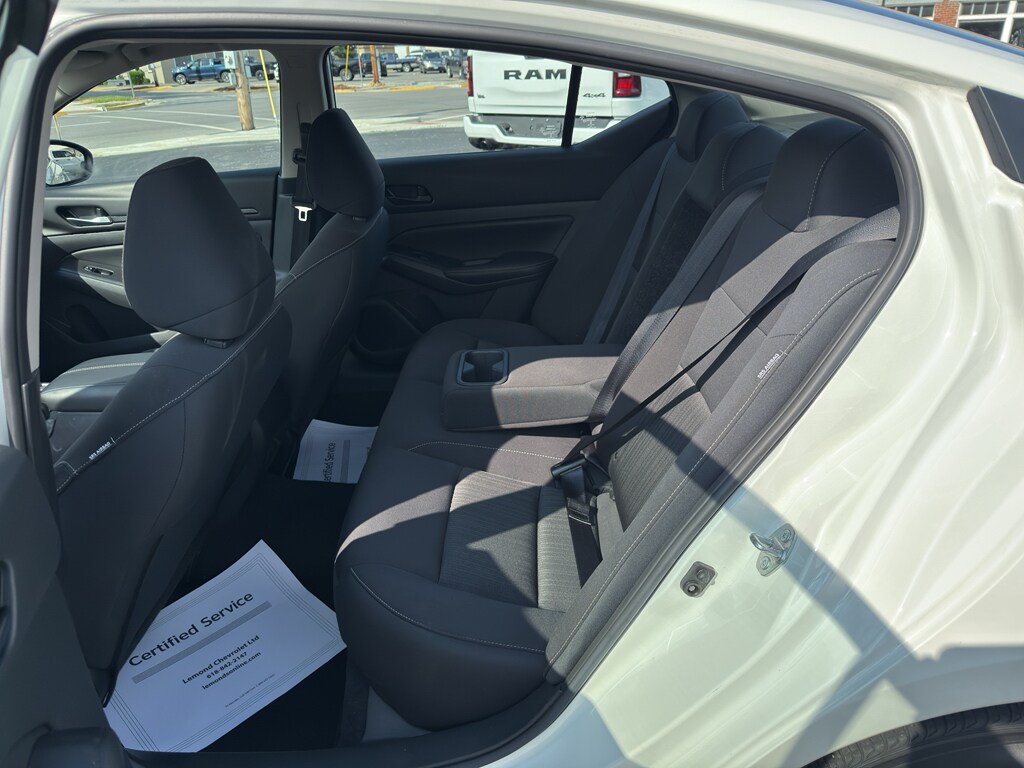 2025 Nissan Altima SV - Photo 26