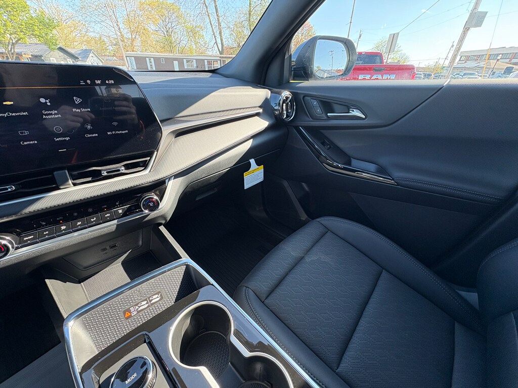 2026 Chevrolet Equinox LT - Photo 15