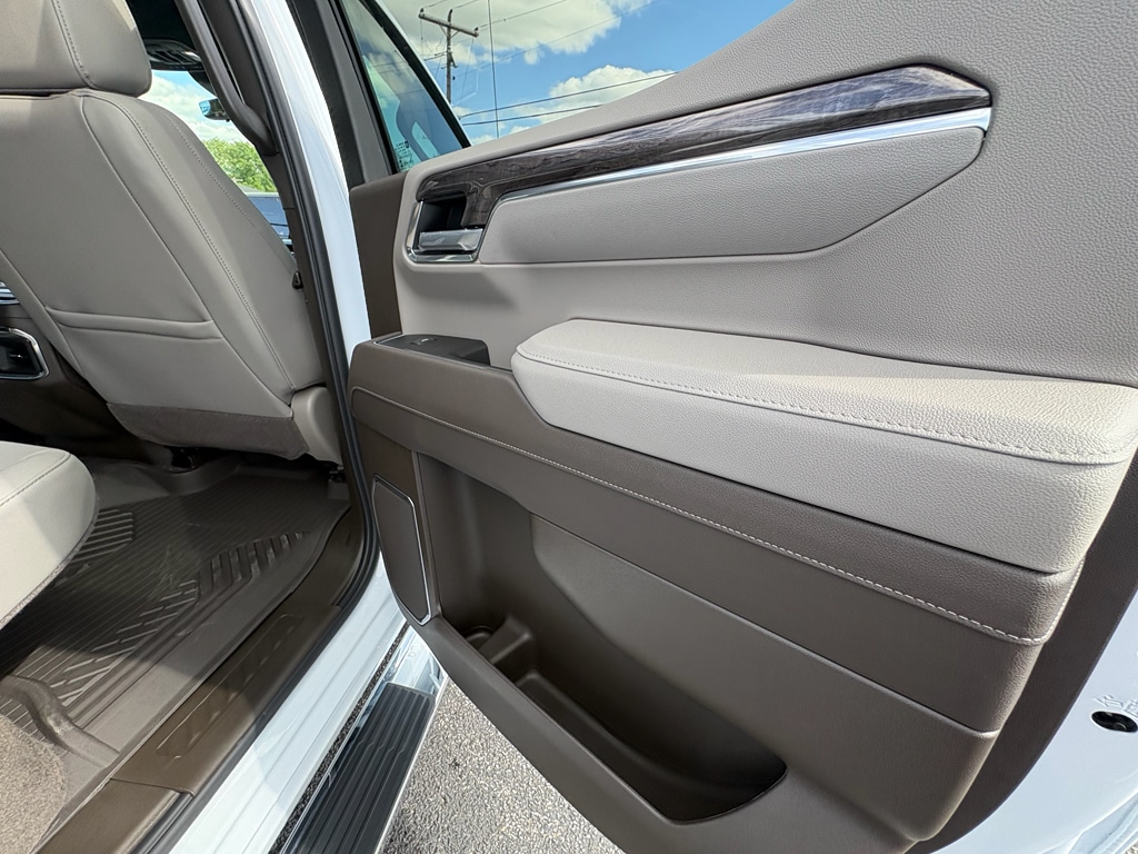 2026 Chevrolet Silverado 1500 LTZ - Photo 40