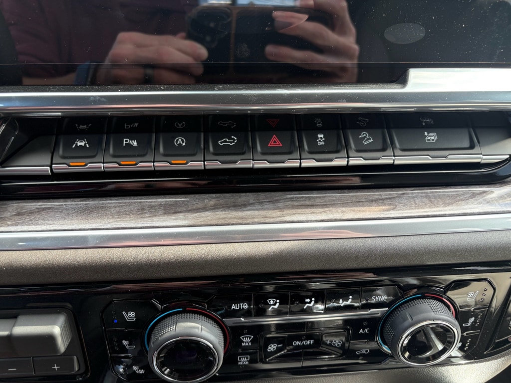 2026 Chevrolet Silverado 1500 LTZ - Photo 22