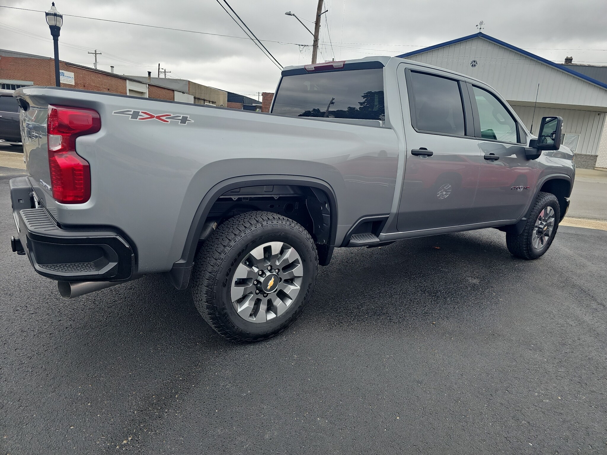 2026 Chevrolet Silverado 2500 HD Custom - Photo 6