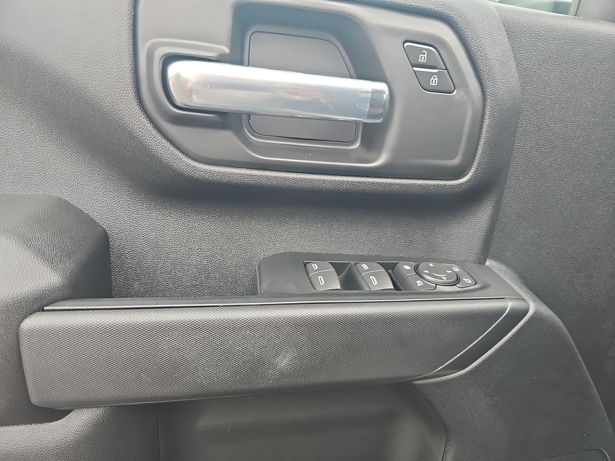 2026 Chevrolet Silverado 2500 HD Custom - Photo 11