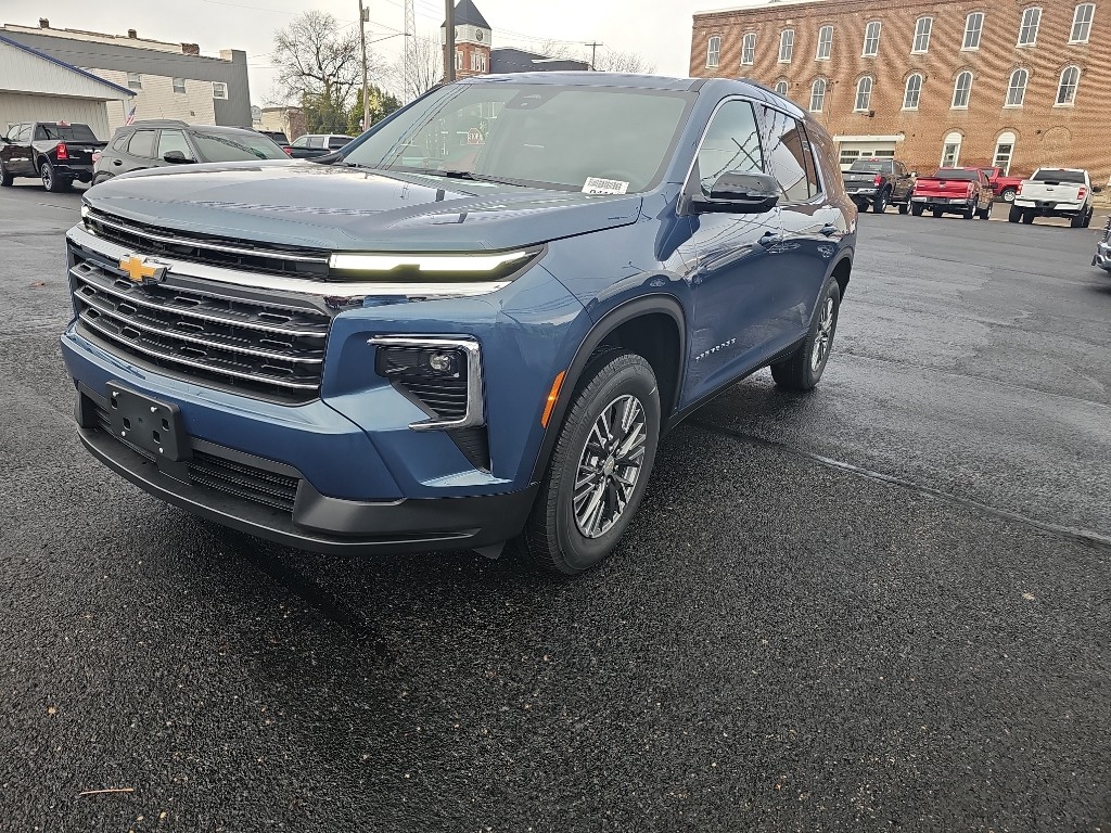 2026 Chevrolet Traverse LT's photo