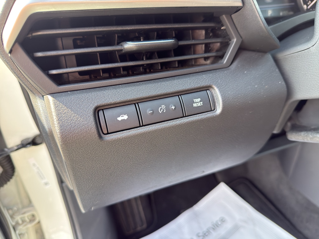 2025 Nissan Altima SV - Photo 15