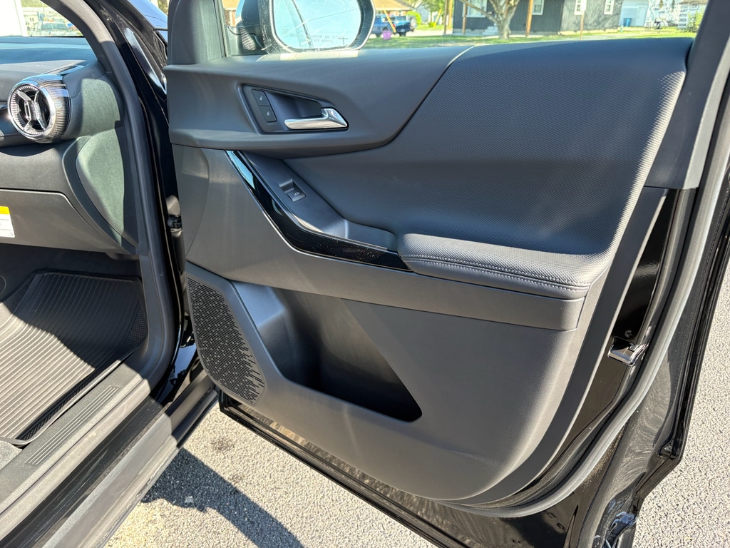 2026 Chevrolet Equinox LT - Photo 25