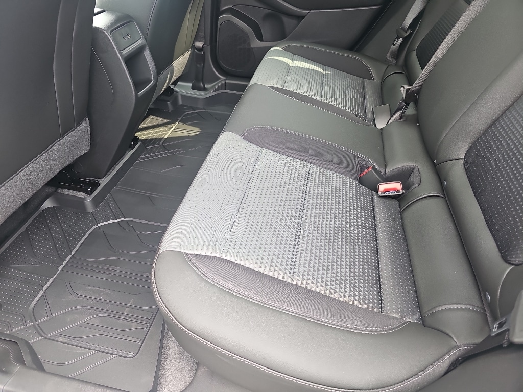 2026 Chevrolet Trax LT - Photo 9