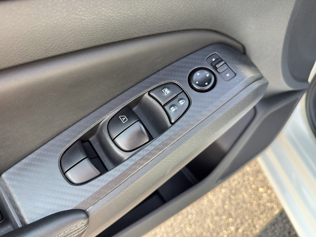 2025 Nissan Altima SV - Photo 14