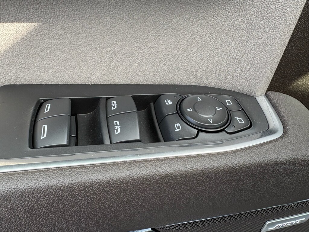 2026 Chevrolet Silverado 1500 LTZ - Photo 14