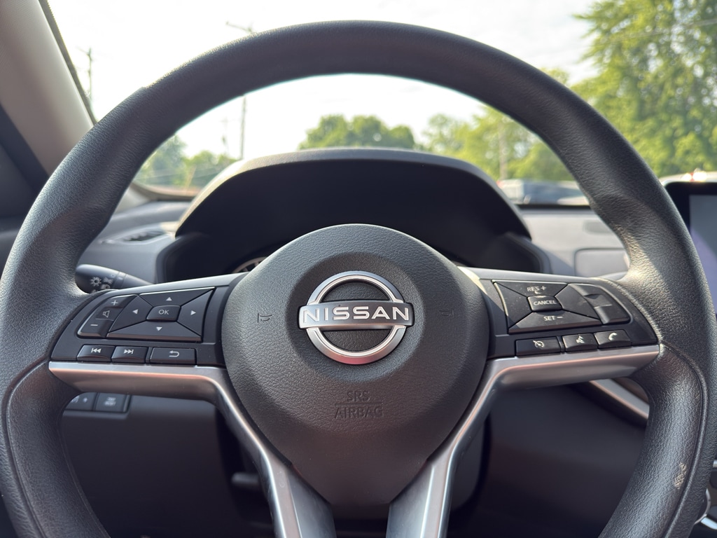 2025 Nissan Altima SV - Photo 16