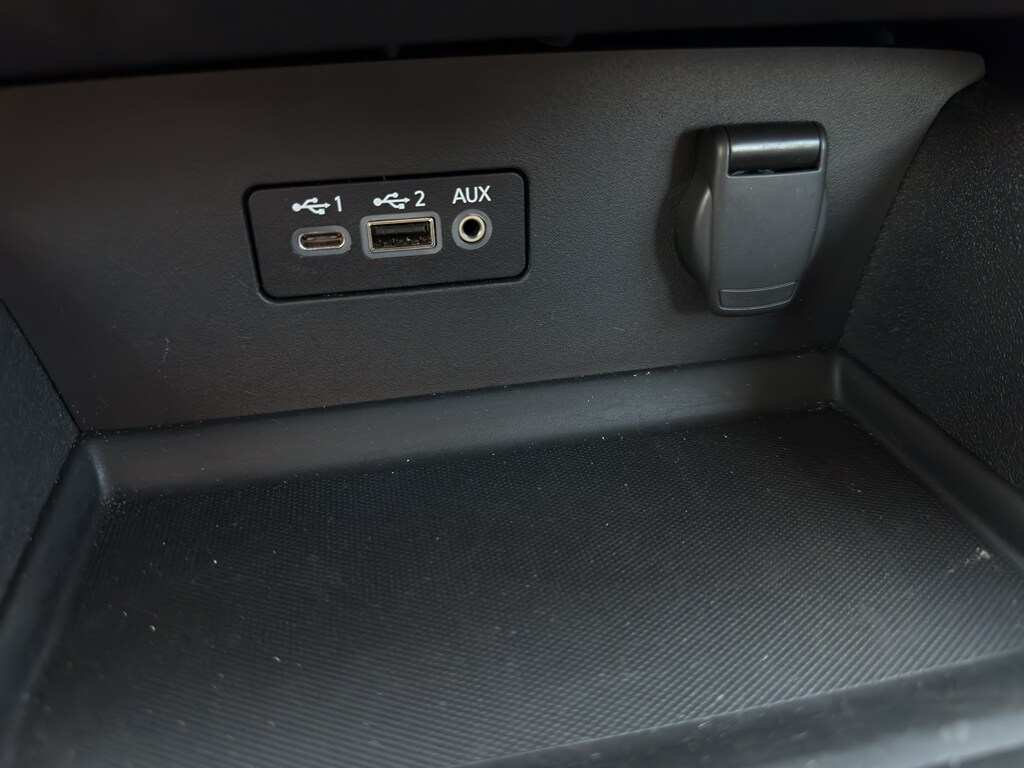 2025 Nissan Altima SV - Photo 21