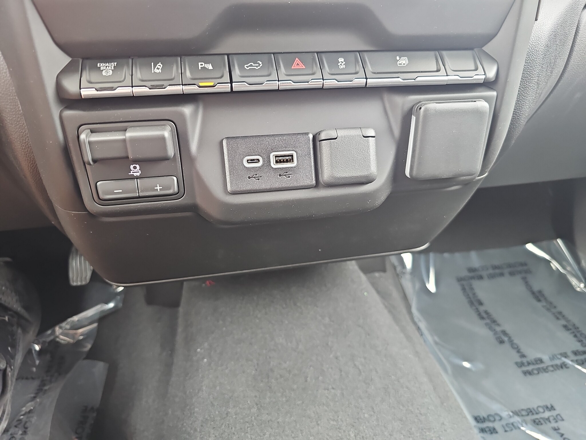 2026 Chevrolet Silverado 2500 HD Custom - Photo 20